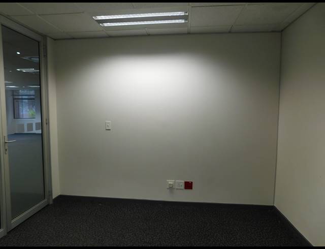 314M² OFFICE TO LET IN PARKTOWN
